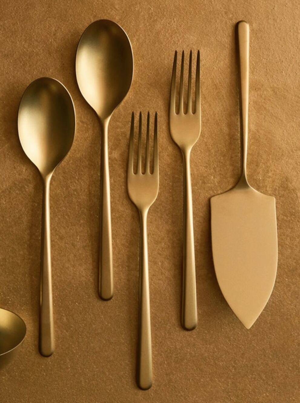 Sanbonet Gia 5 Piece Serving Utensil Set Brushed Gold NIB
